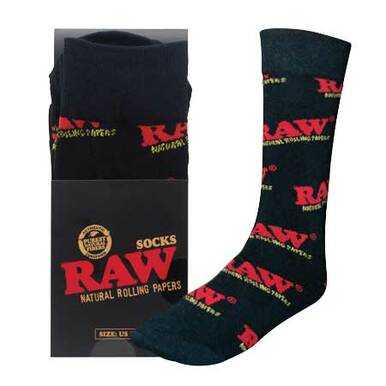 גרביים שחורות וממותגות של RAW